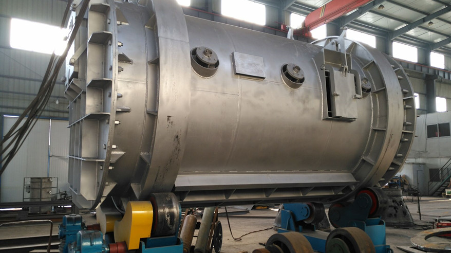 Refinery furnace for upcast or anode plate production